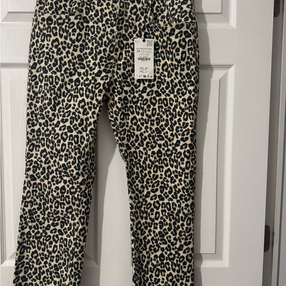 Zara Cropped Leopard Print Women Jeans